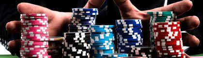 မြန်မာနိုင်ငံ Esports ဝါသနာပါသူများ ibet agent တွင် ကစားနေသောမြင်ကွင်း